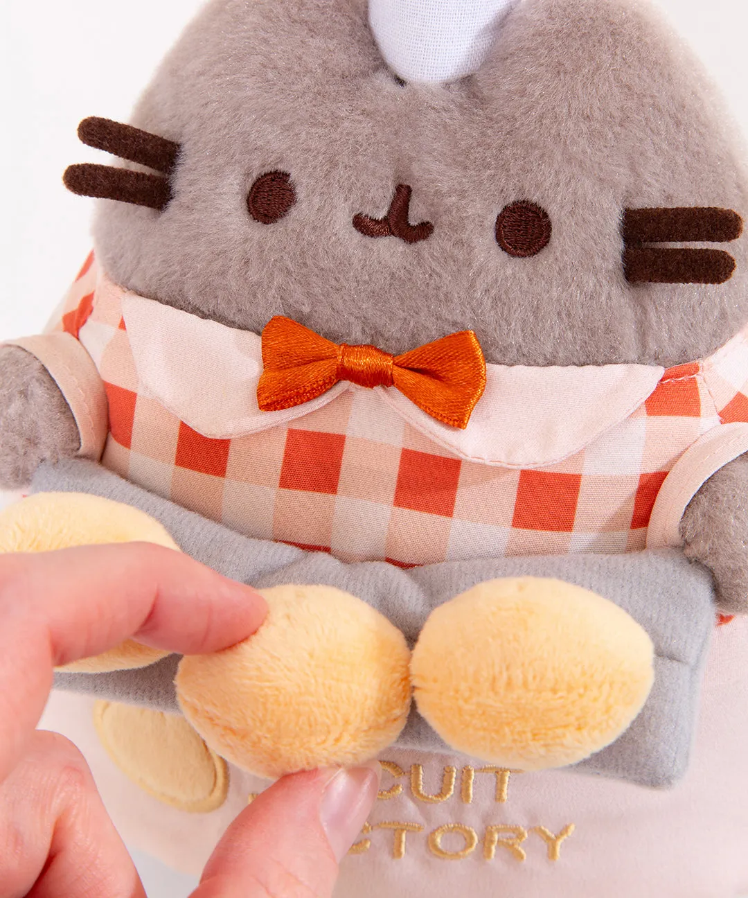 Biscuit Baker Pusheen Plush