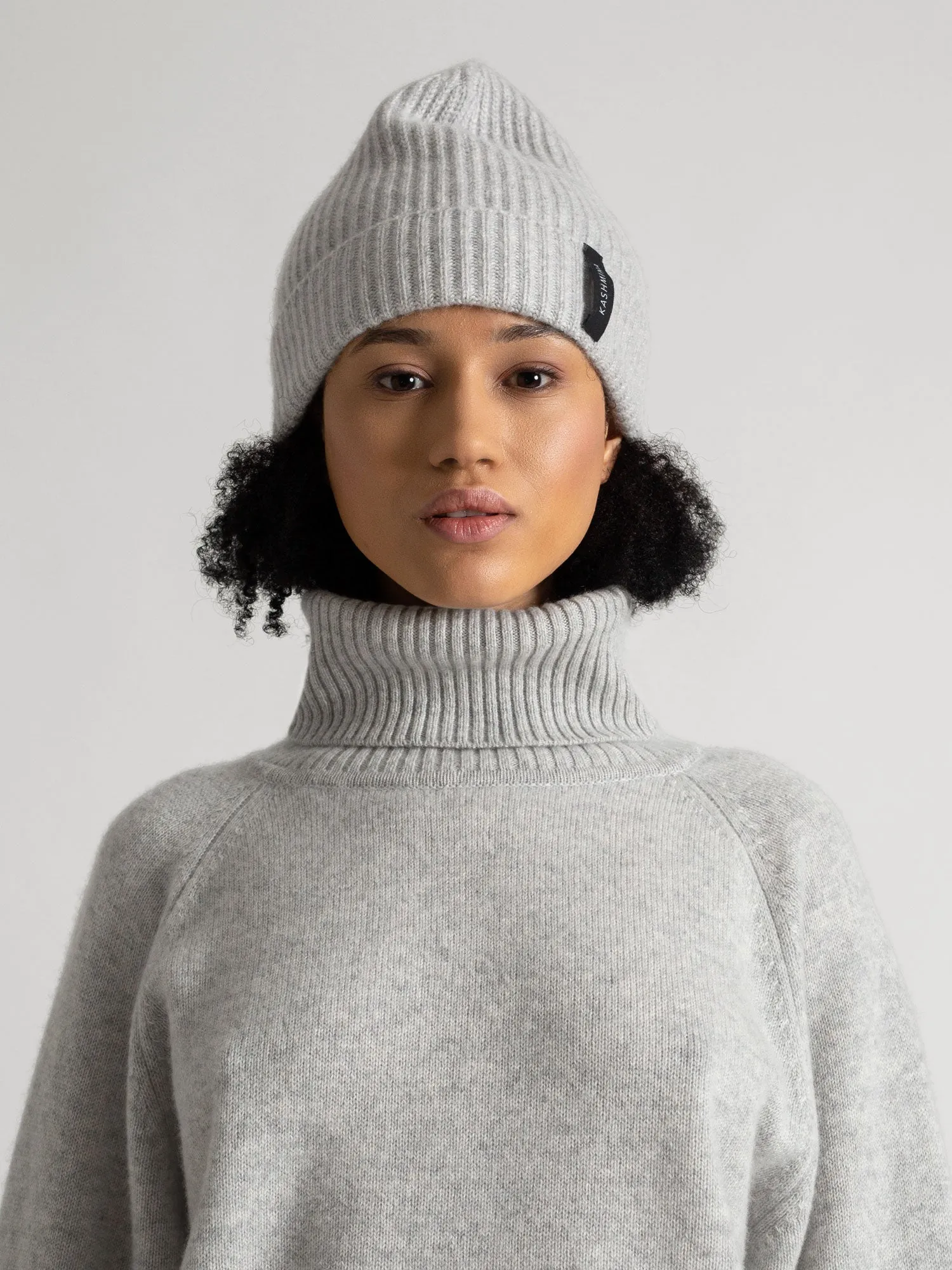 Cashmere beanie "Elli" - light grey