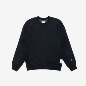 Crewneck sweatshirt