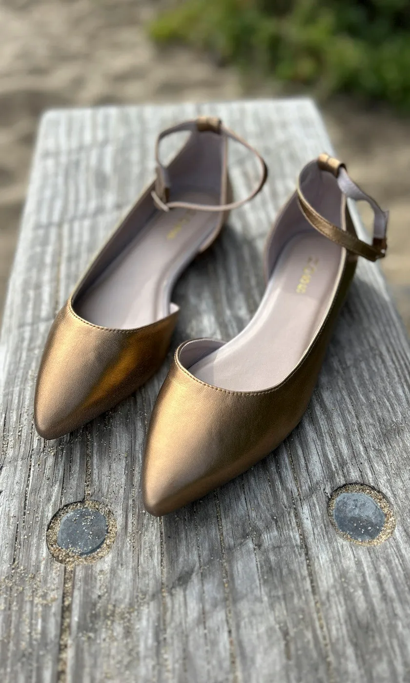 HOSS Bronze Leather Point Toe Flat