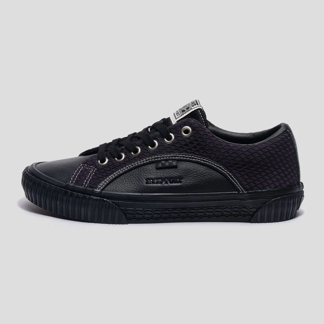 VANS X Pass-port Skate Lampin [BLACK/NIGHT SUEDE]